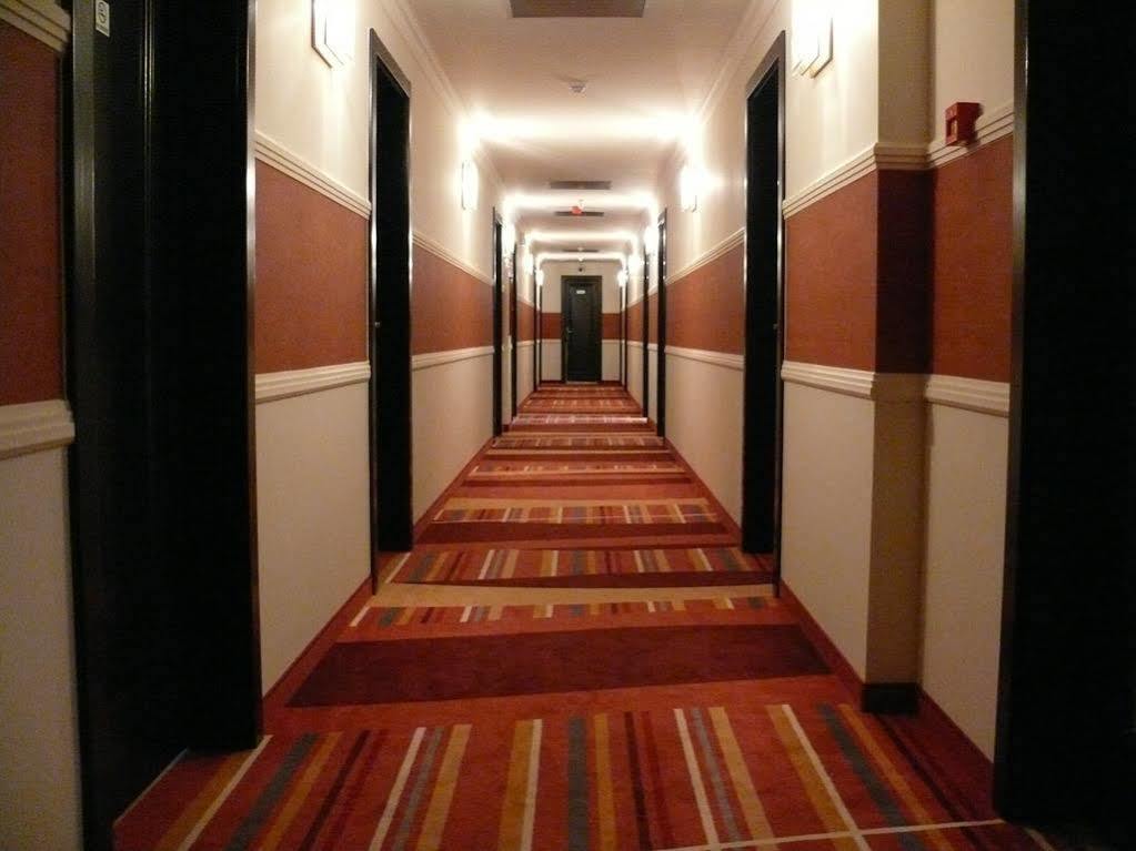 Hotel Rogge Resita Esterno foto