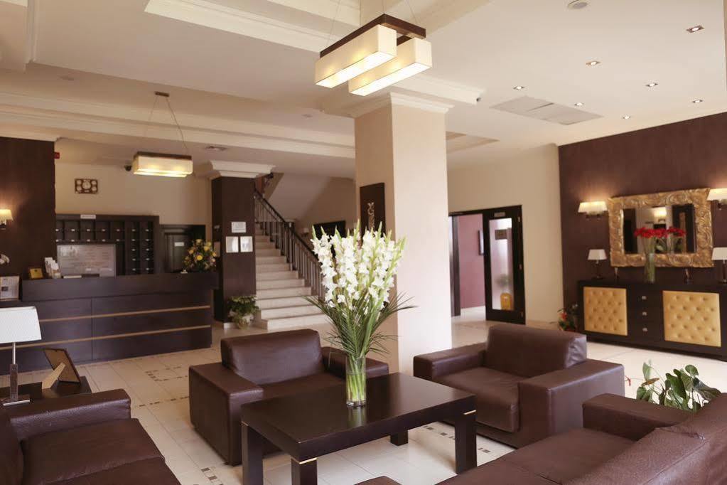 Hotel Rogge Resita Esterno foto