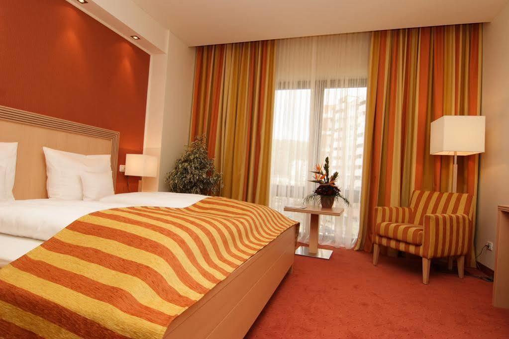 Hotel Rogge Resita Esterno foto